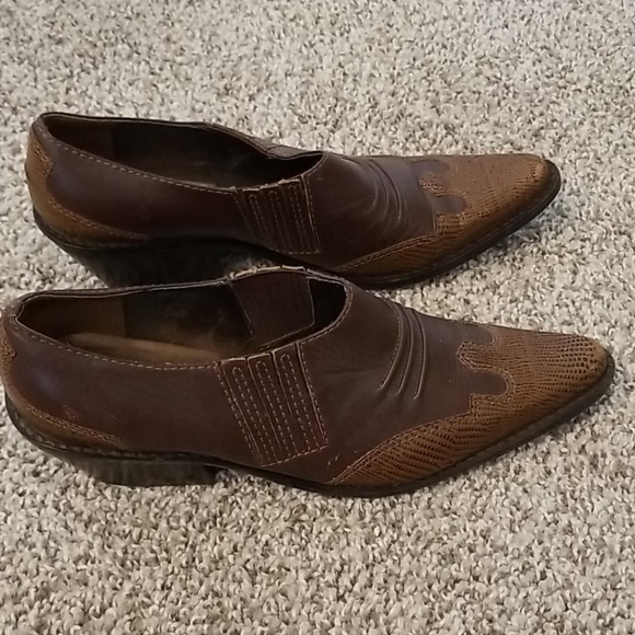 Used booties - Picture 2 of 5